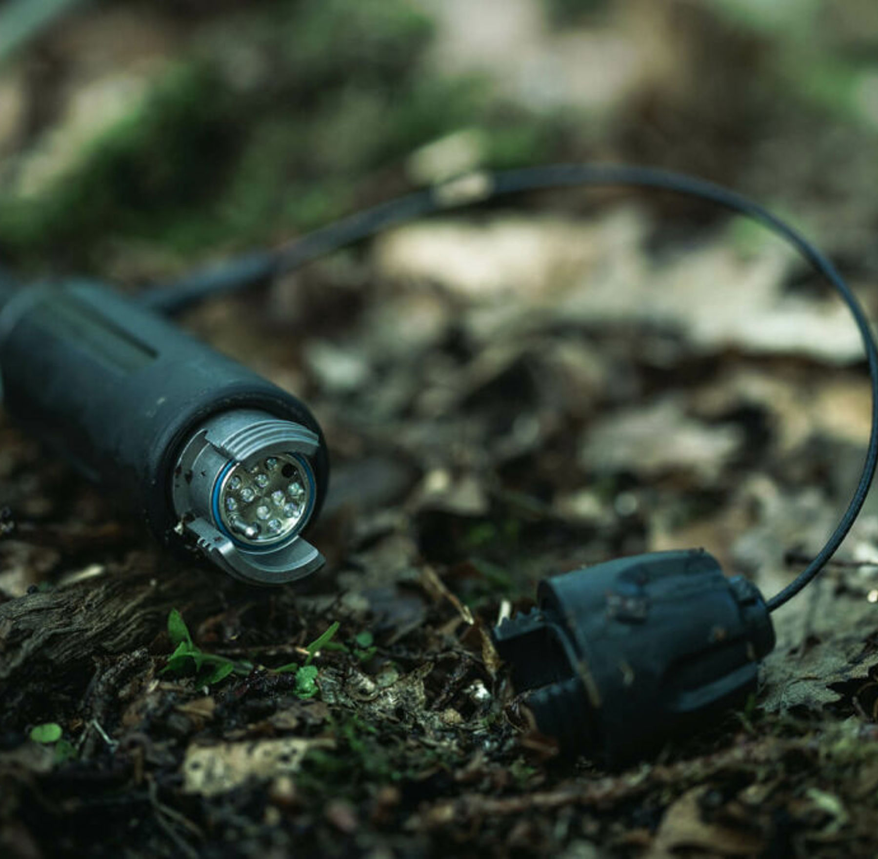 What is Expanded Beam Technology? | Fiber Optic Connectors | Micropol